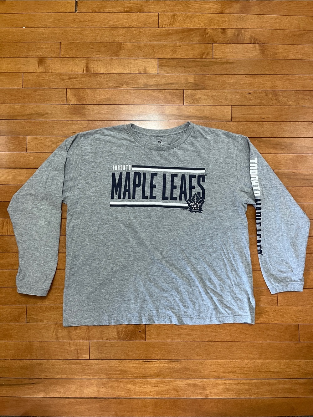 Toronto Maple Leafs Gray Long-Sleeve Tee